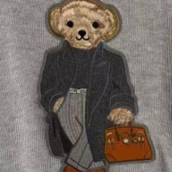 Polo Ralph Lauren Gray sweater with bear pattern on handbag - Picture 4 of 6